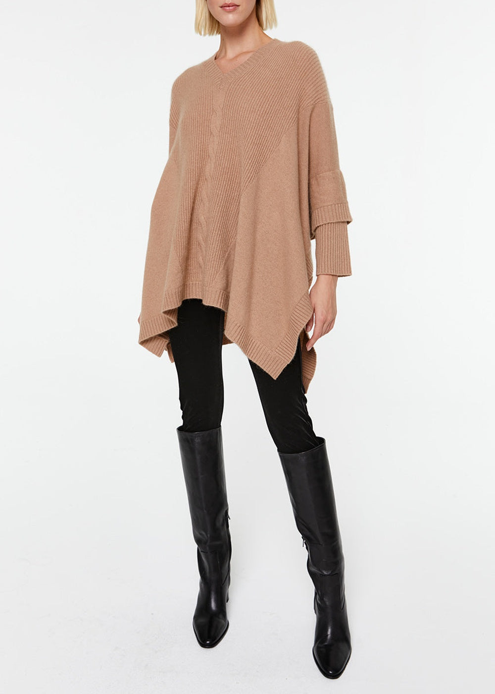 Pull poncho col V en cachemire - Camel