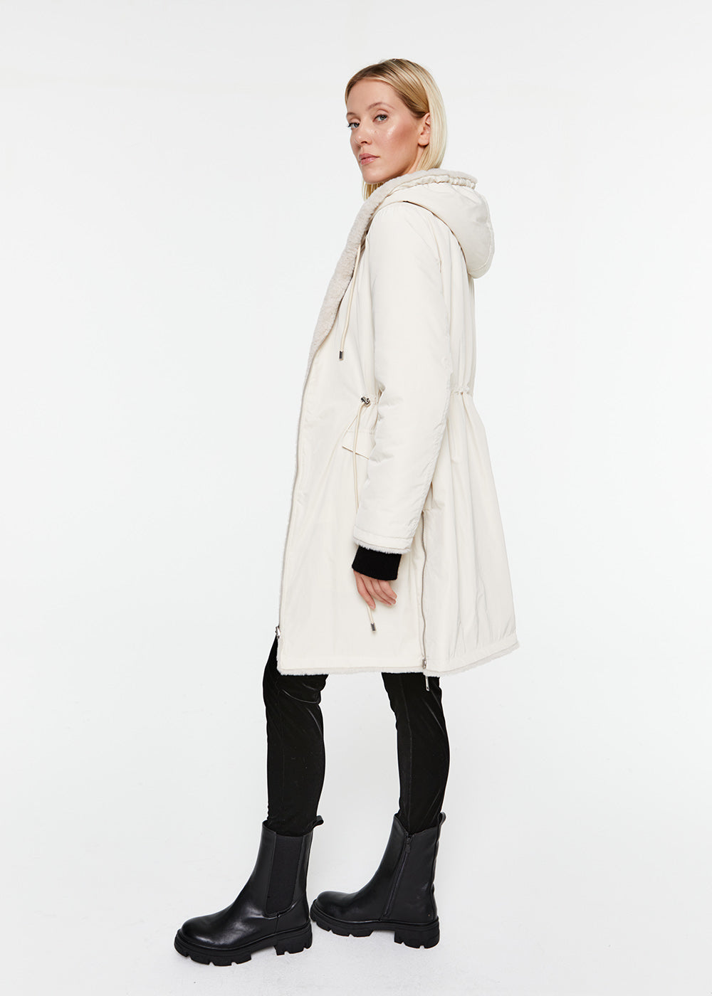 Manteau long a capuche - Noir