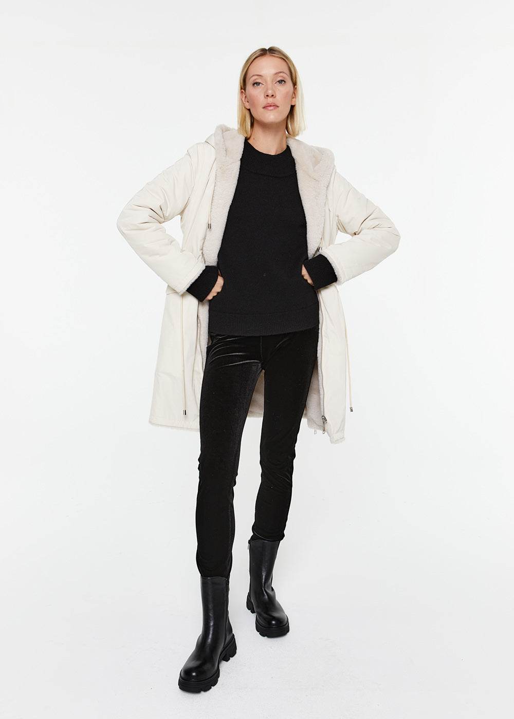 Manteau long a capuche - Noir