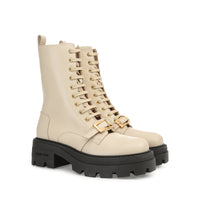 330€   Bootie