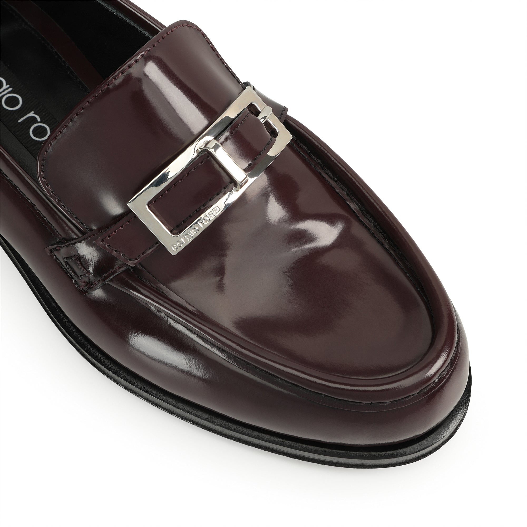 225€   Flat Moccasin