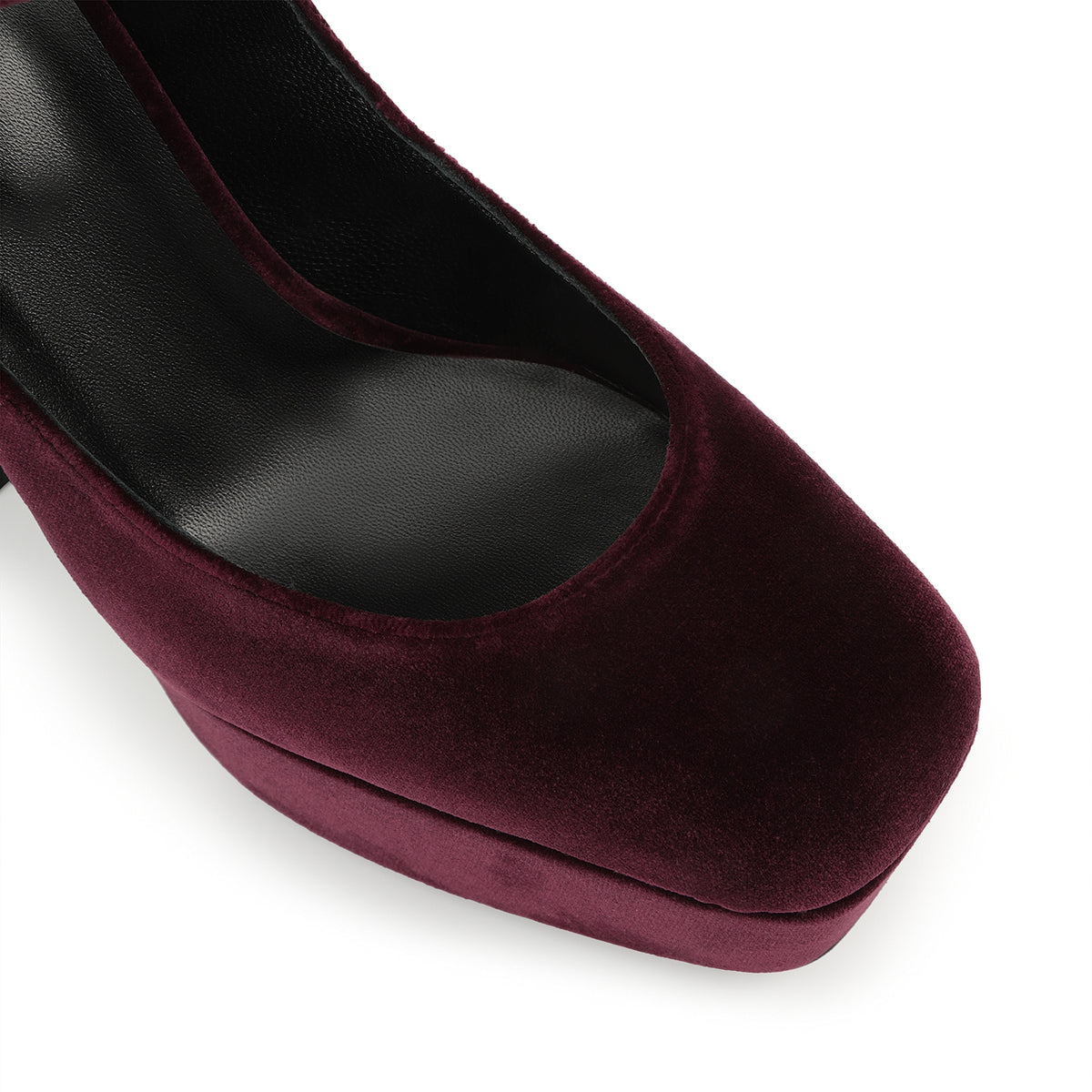 CHAUSSURES DE VELOURS ROUGE doublées