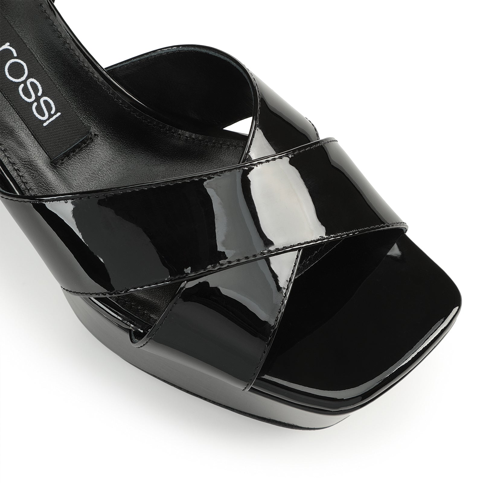 225€   Sandal Heel