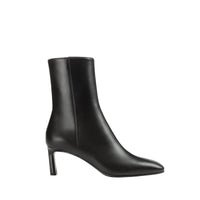 245€   Bootie