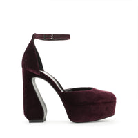 CHAUSSURES DE VELOURS ROUGE doublées