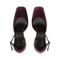 CHAUSSURES DE VELOURS ROUGE doublées