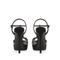 Sandal