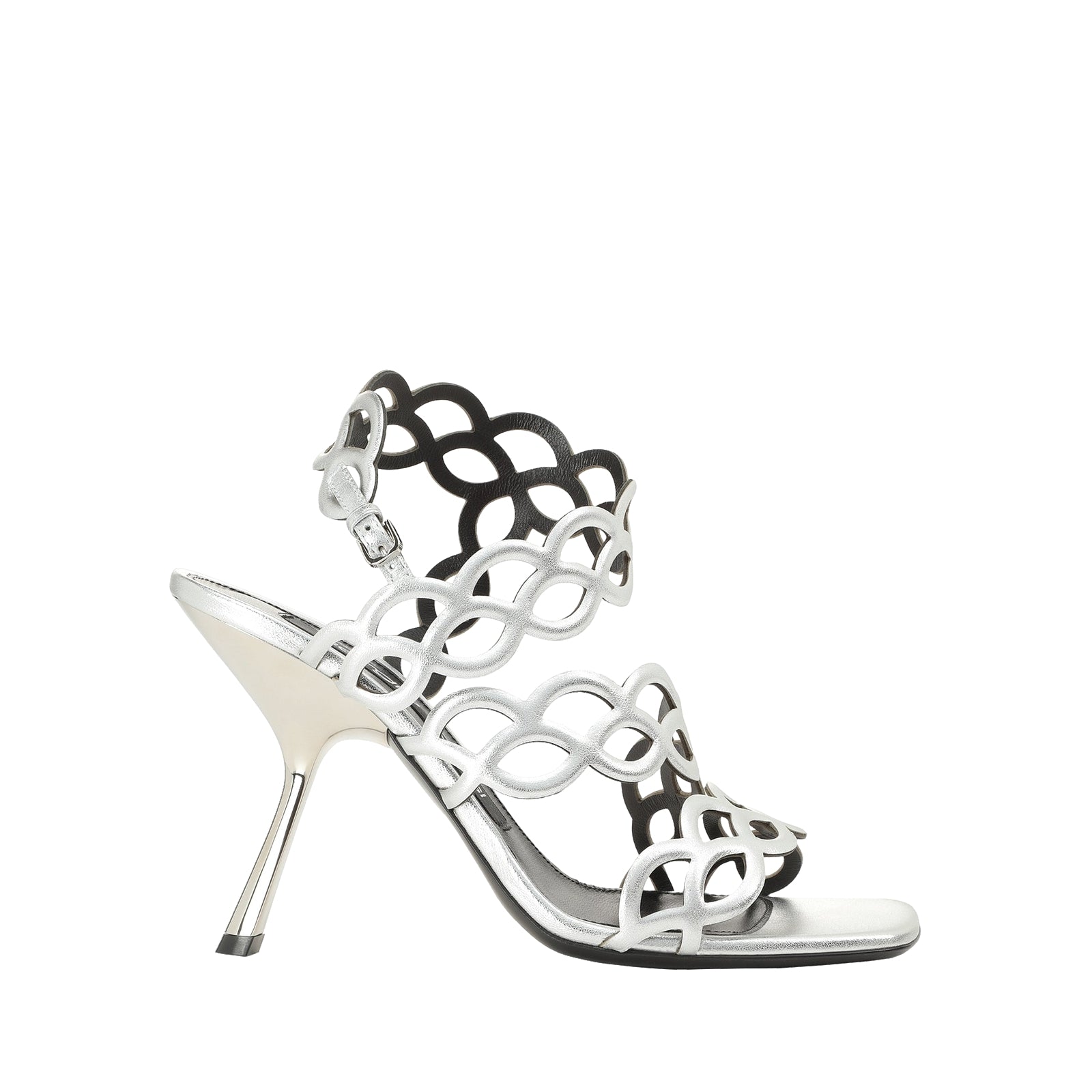 330€   Sandal