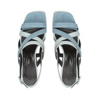 SANDALES ROUGES OUI JEANS + JEANS DELAVE »