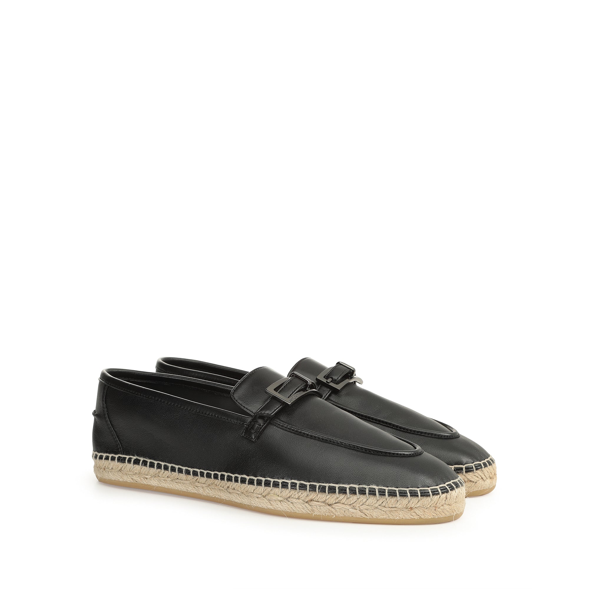 225€   Moccasin