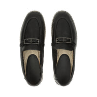 225€   Moccasin