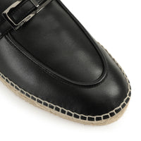 225€   Moccasin