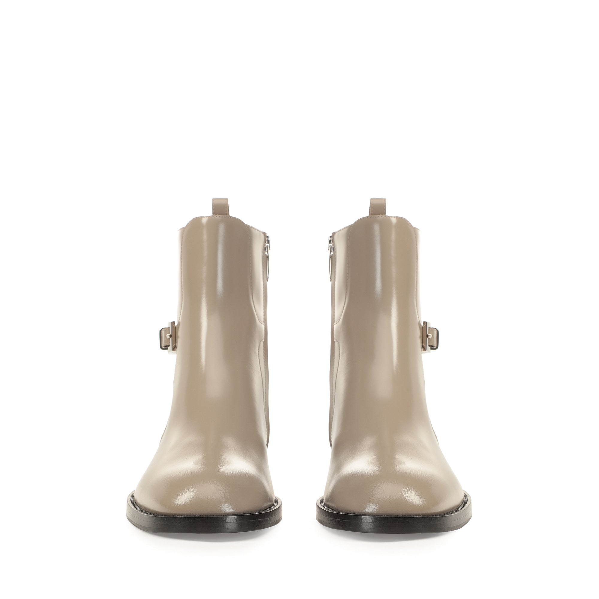 350€   Bootie
