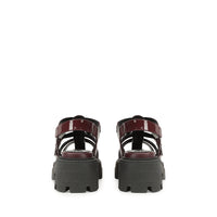 Sandal