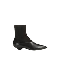 BOTTINES EN SUÈDE EXTENSIBLE À BEC avec SOFT CALFSK