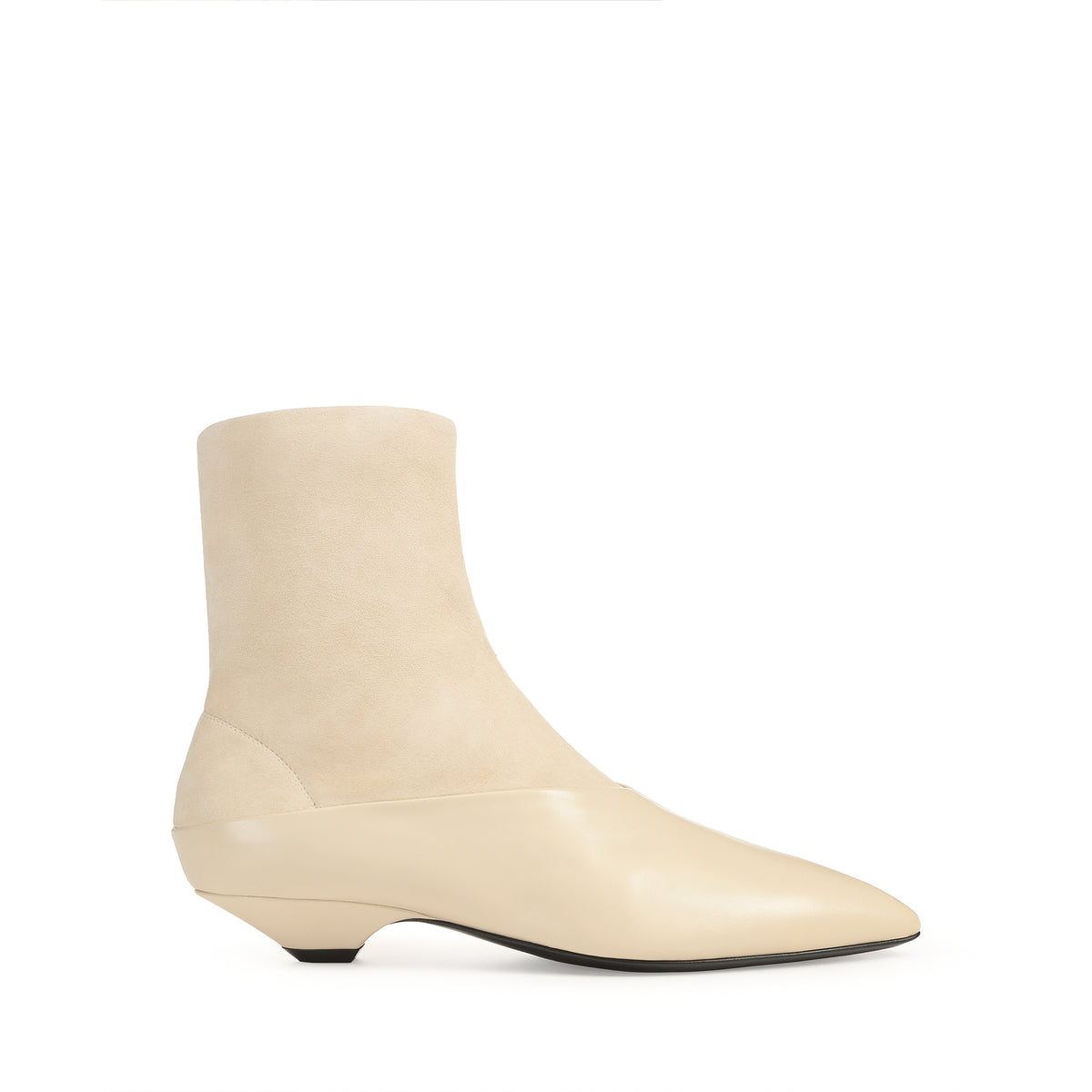 BOTTINES EN SUÈDE EXTENSIBLE À BEC avec SOFT CALFSK