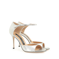 245€   Sandal