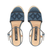 195€   Sandal Heel
