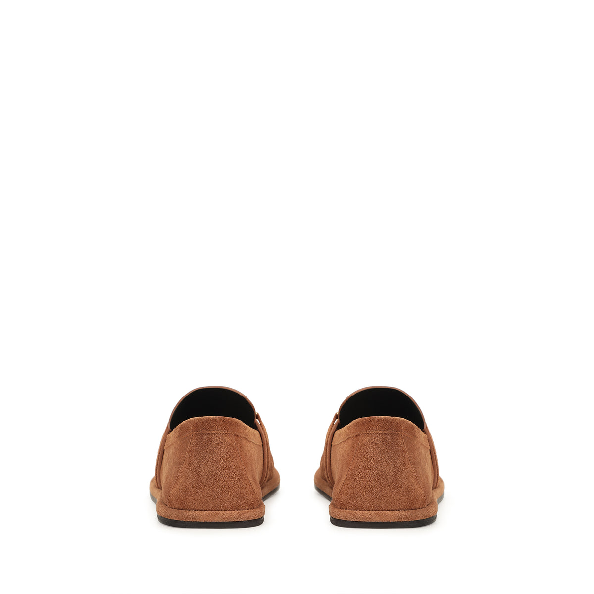 BITT A POURSUIVI EN JUSTICE LES CHAUSSURES DE MOLLET.