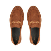 BITT A POURSUIVI EN JUSTICE LES CHAUSSURES DE MOLLET.