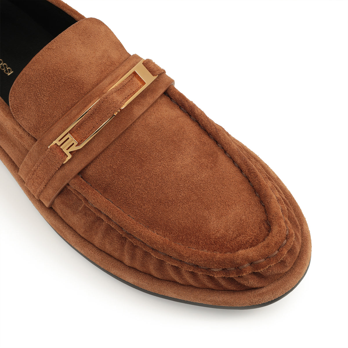 BITT A POURSUIVI EN JUSTICE LES CHAUSSURES DE MOLLET.