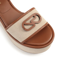 TOILE SURGE + SANDALES EN CUIR DE VEAU SOUPLES