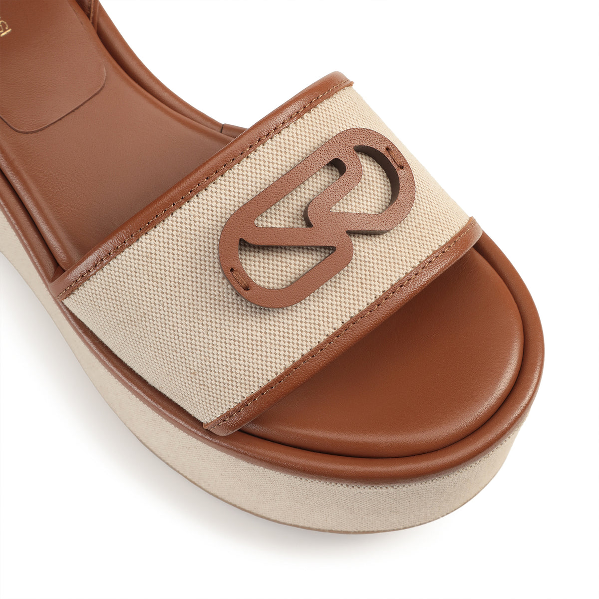 TOILE SURGE + SANDALES EN CUIR DE VEAU SOUPLES