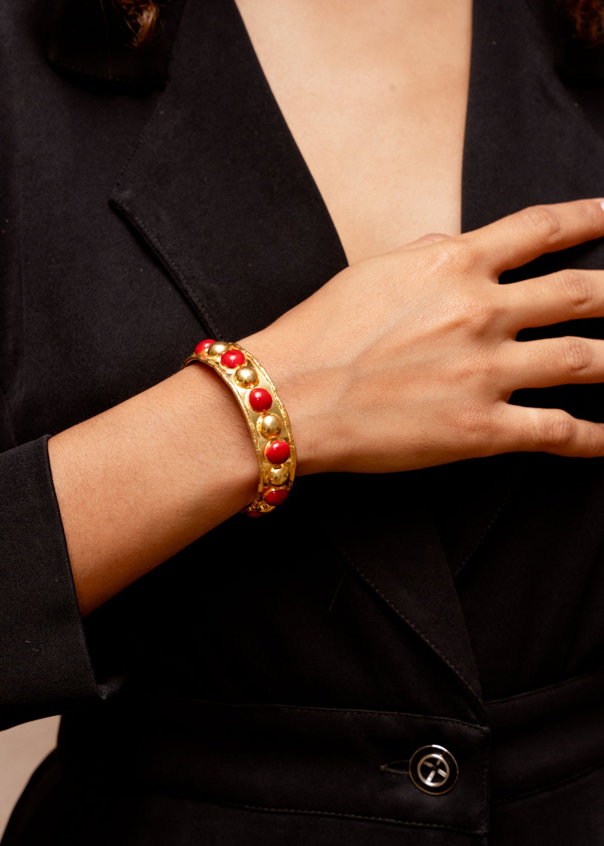 Bracelet Tribal doré à l'or fin et émail - Rouge