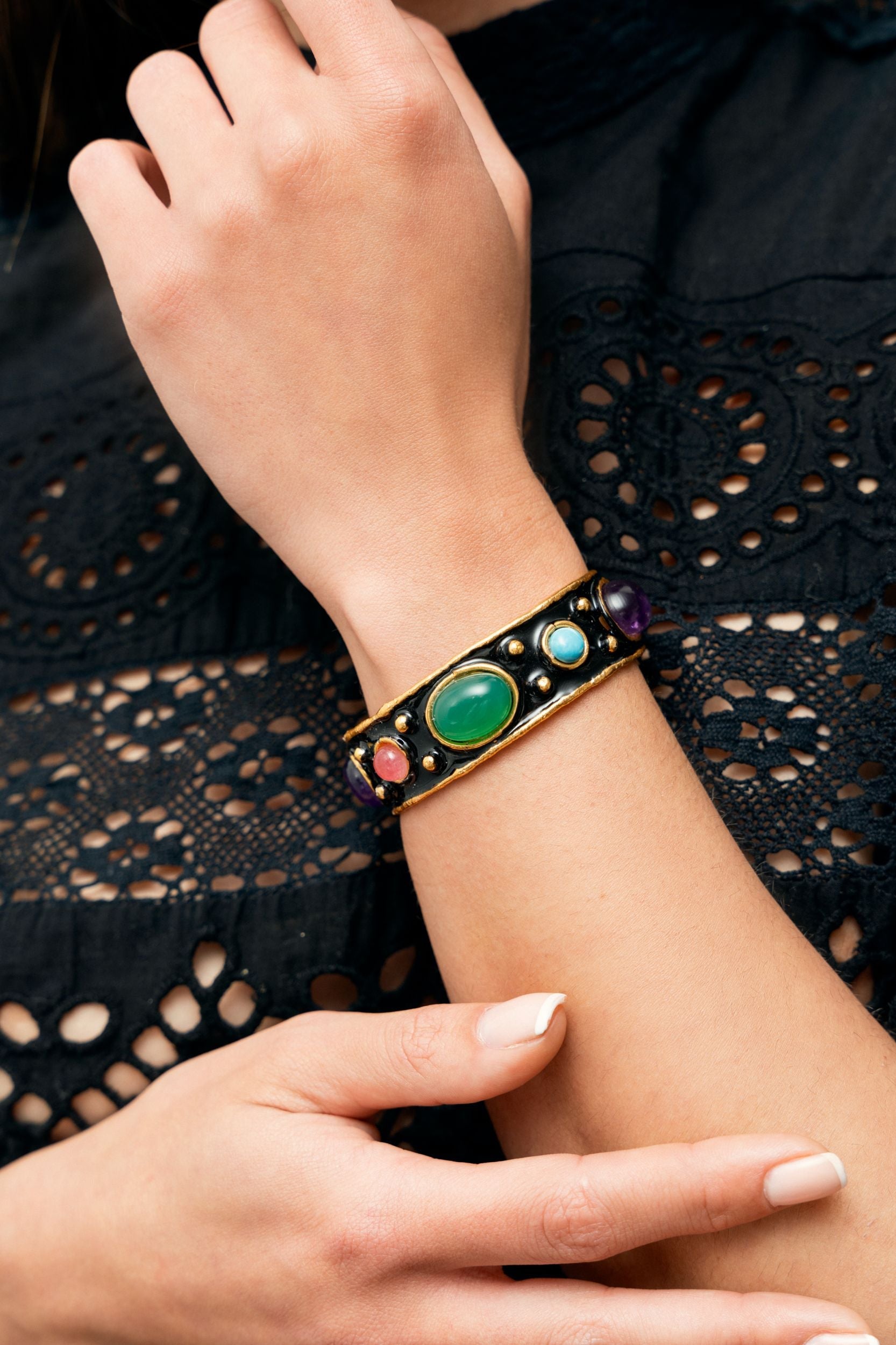 Bracelet Byzantin doré à l'or fin et multipierres - Noir