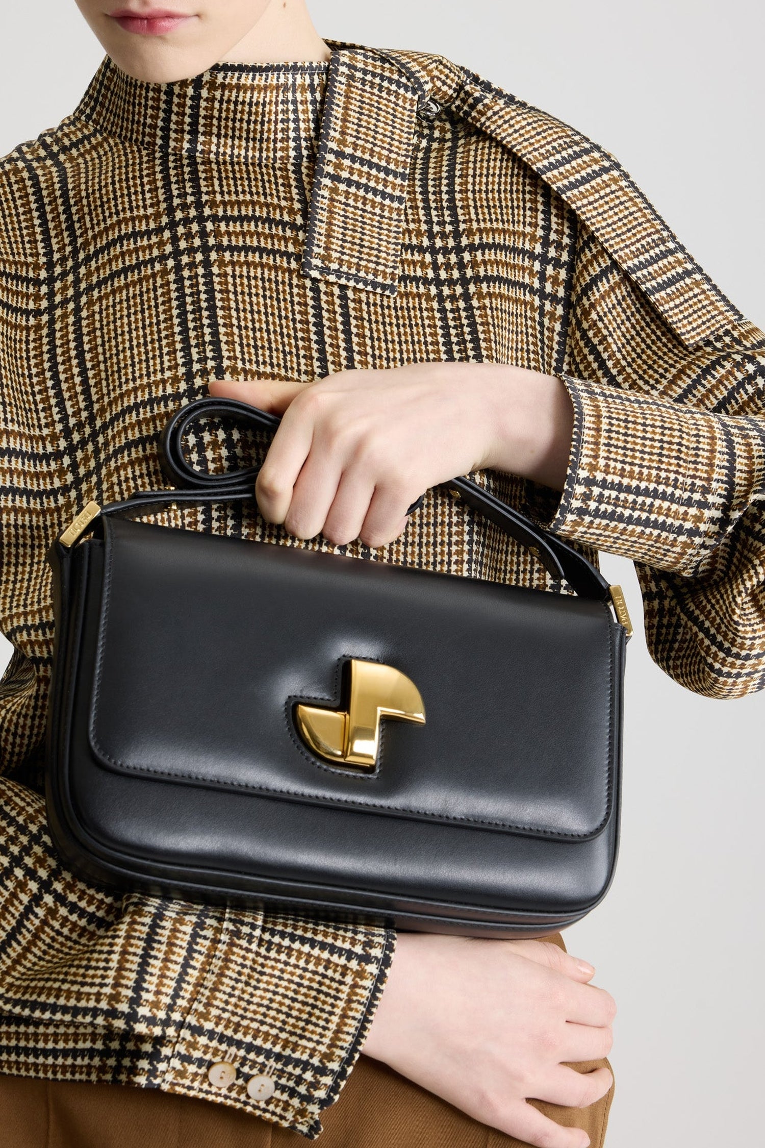 Sac Le Classic Lock en cuir lisse - Noir