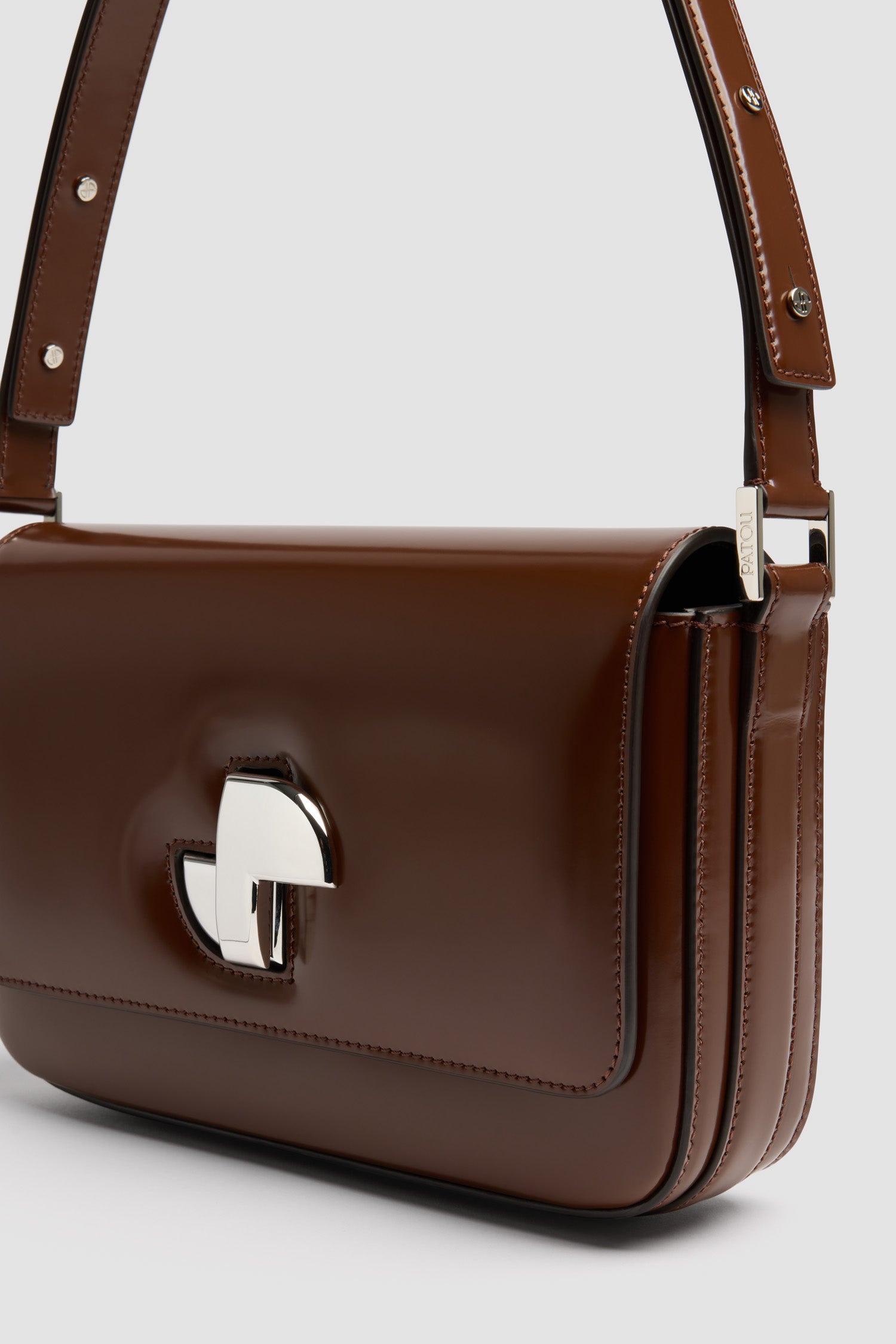 Smoked Ebony / Sac Le Classic Lock en cuir
