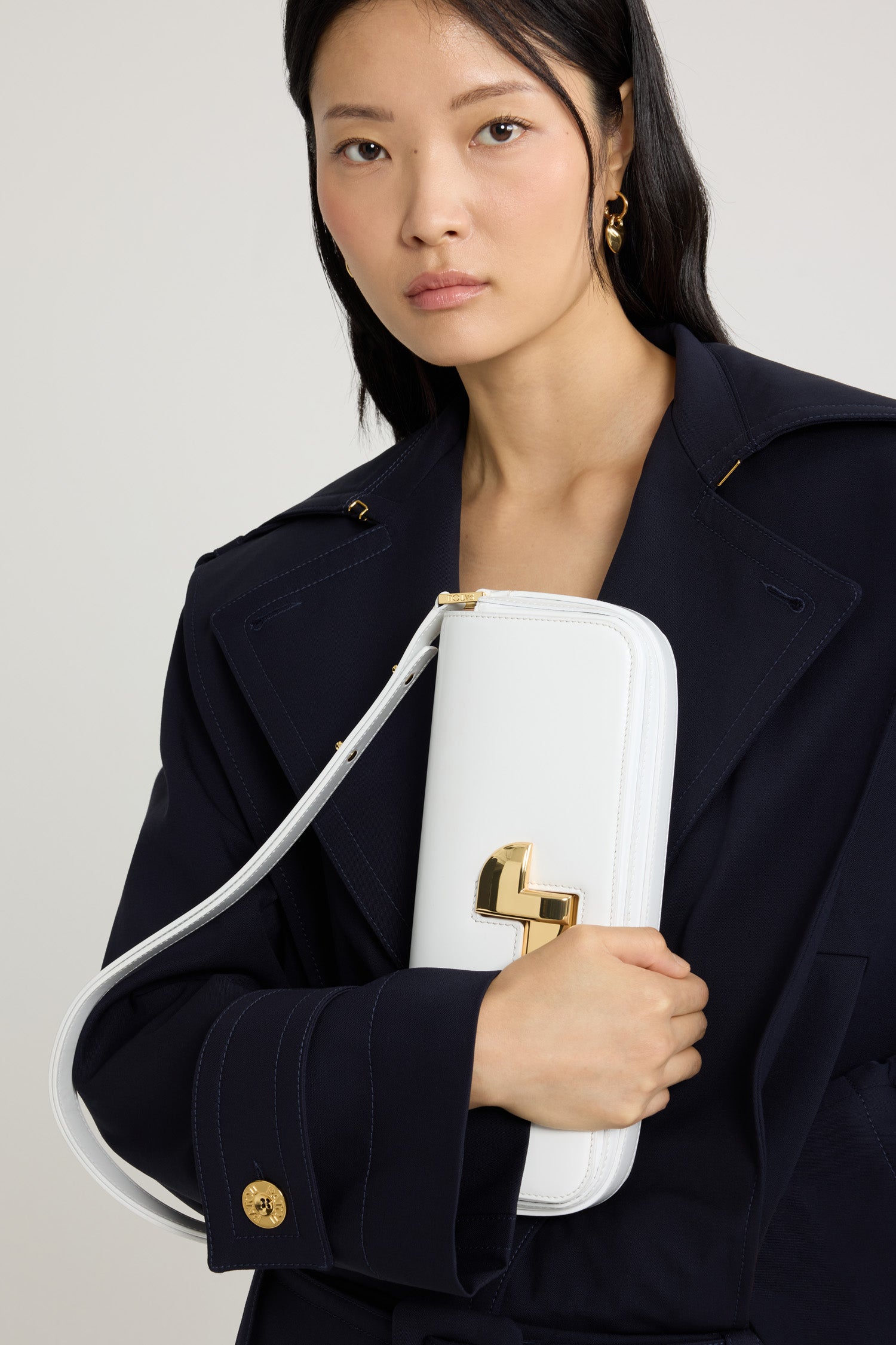 White / Le Lock en cuir
