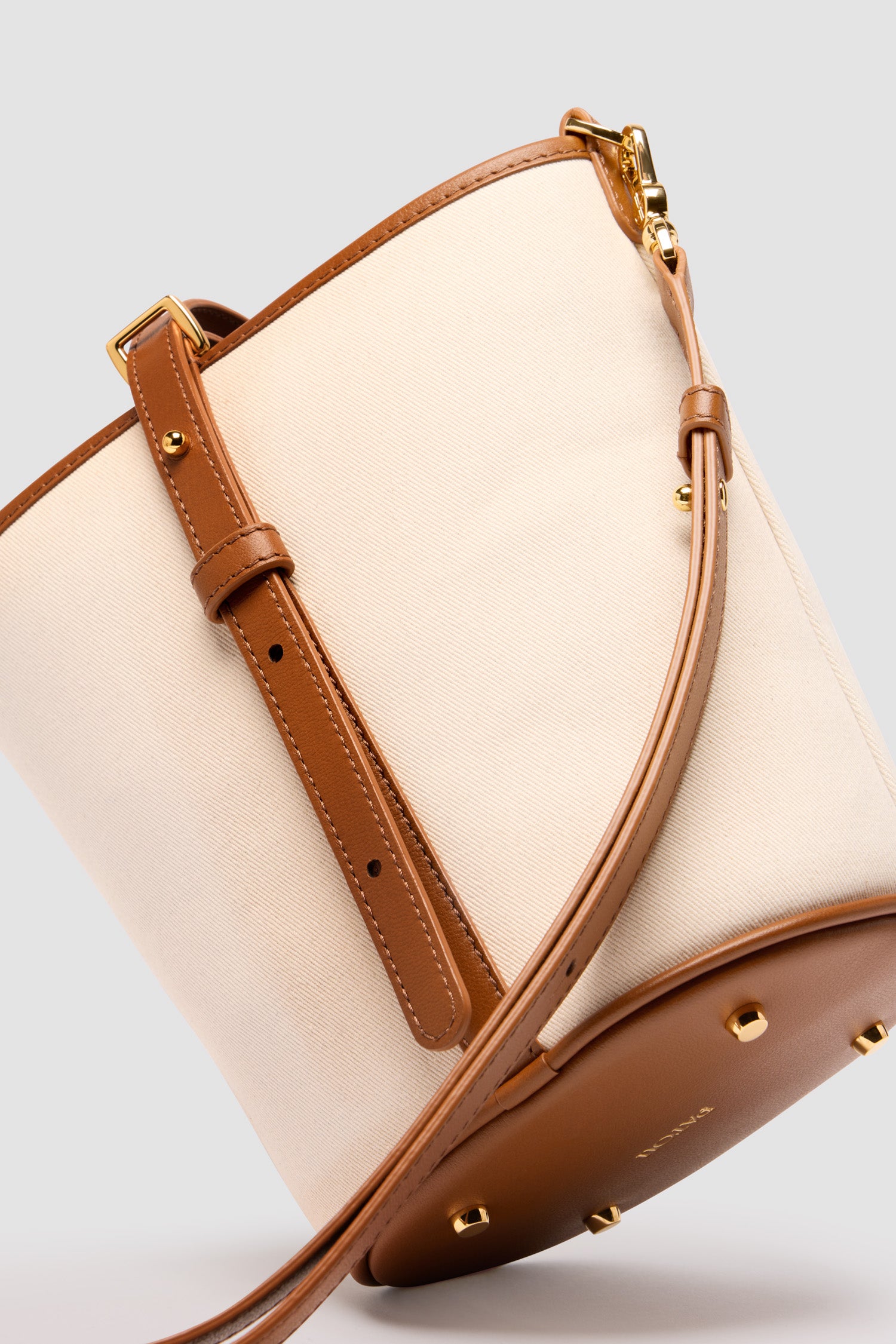 Caramel / Petit sac seau JP en cuir et coton