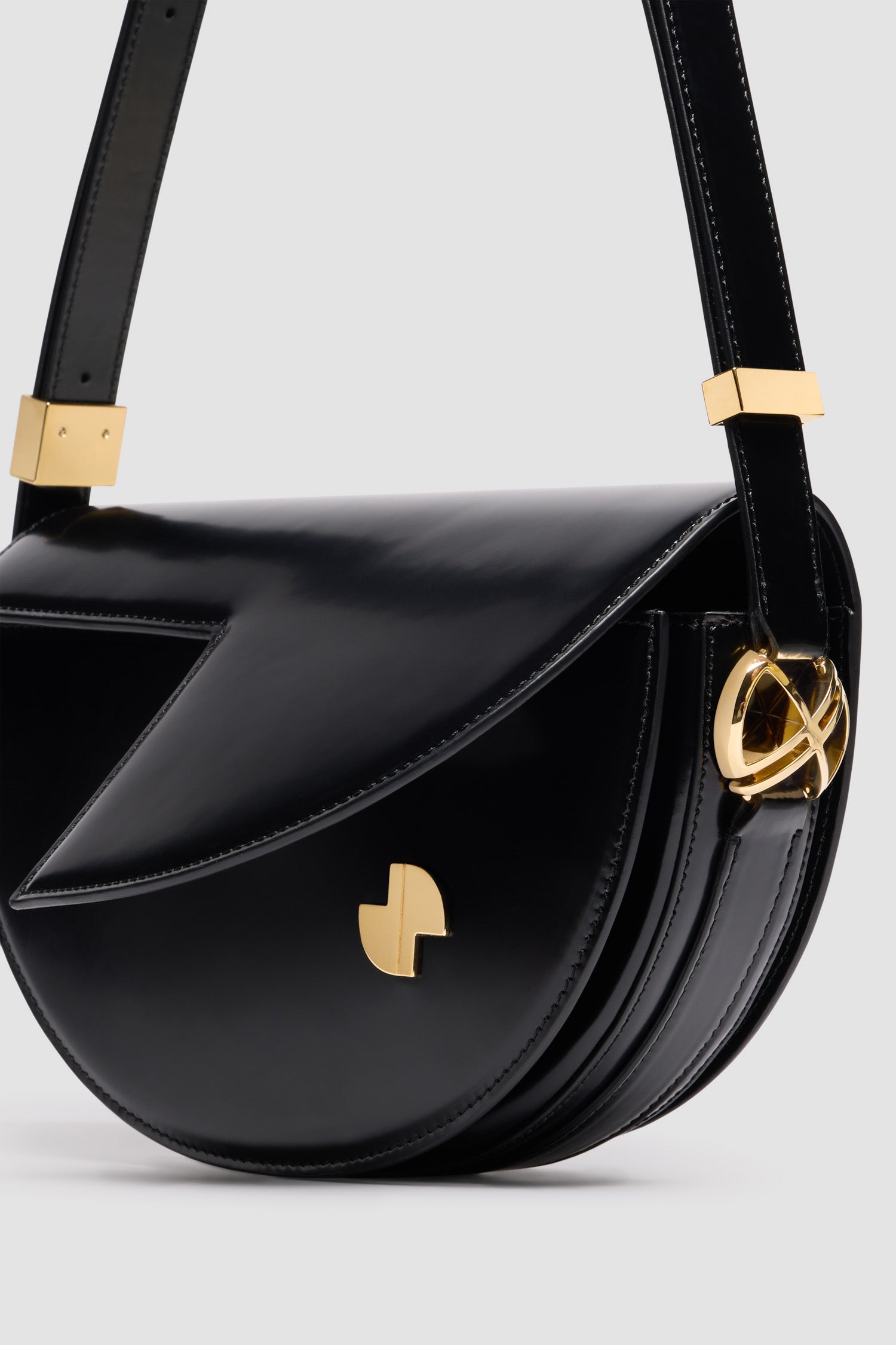 Black / Le Patou