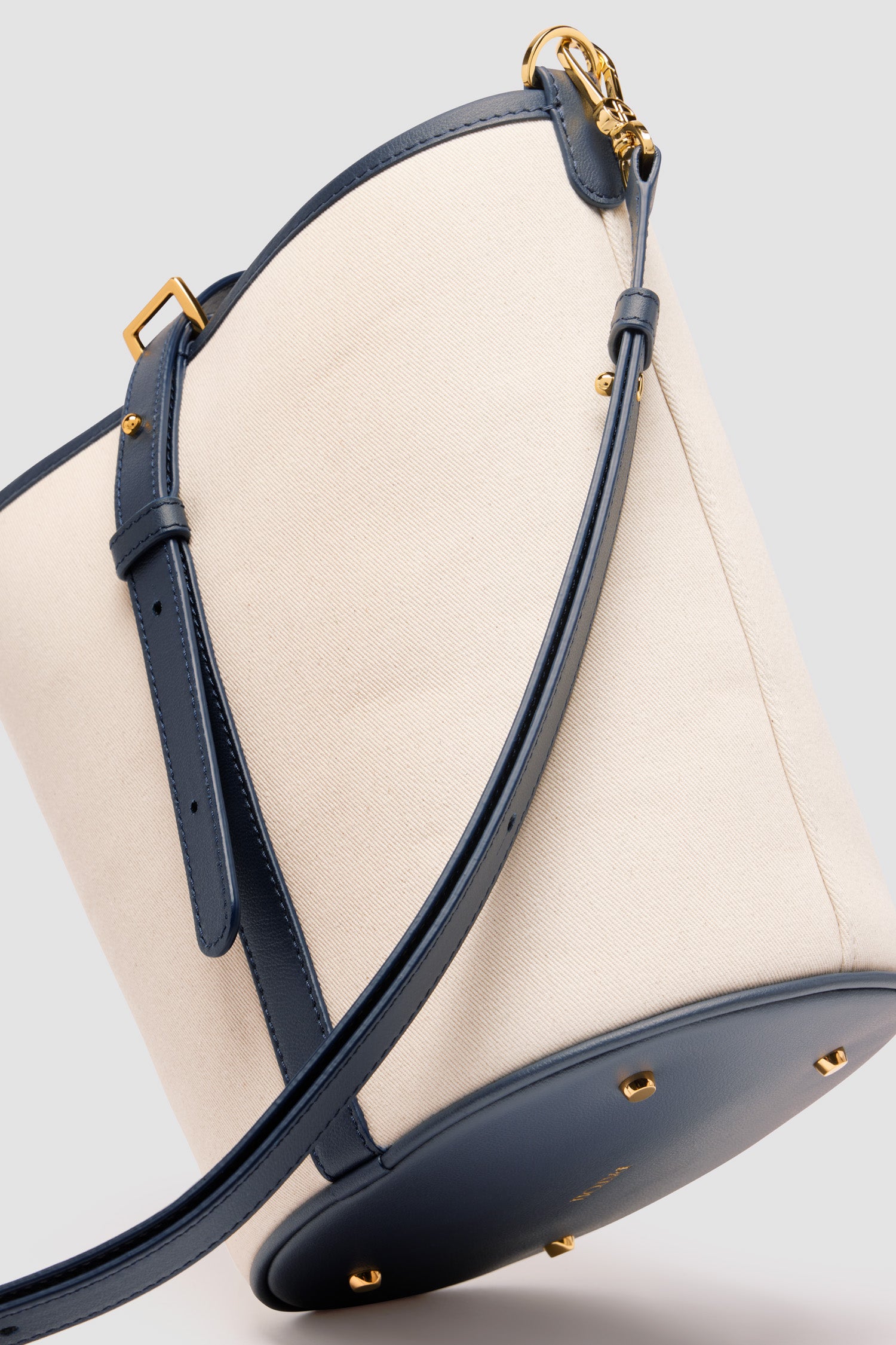 Navy Black / Sac seau JP en cuir et coton