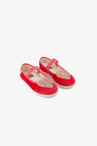 ROSE FAROE // SARRA VELOUR