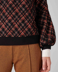 Black / Pullover Becca