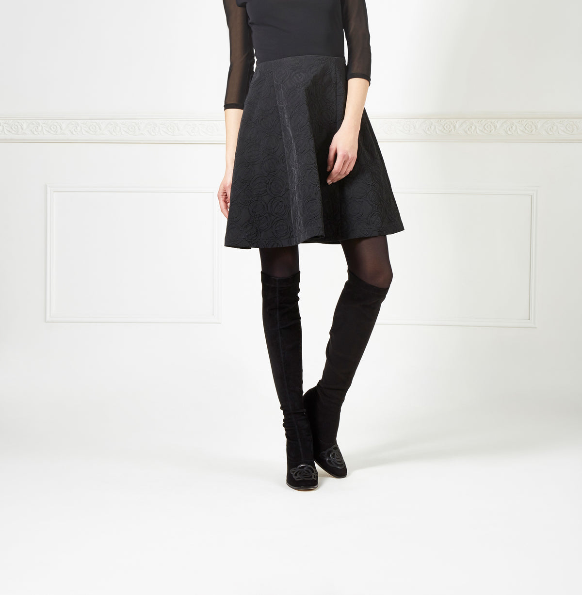 Black / Boots Belamy