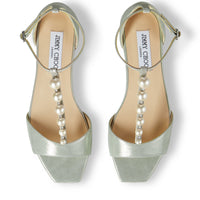 ZNO STOCK 0 DJV 0/0 0 Prix 0 / Reco 150 CHAMPAGNE/WHITE Flat BELLA FLAT