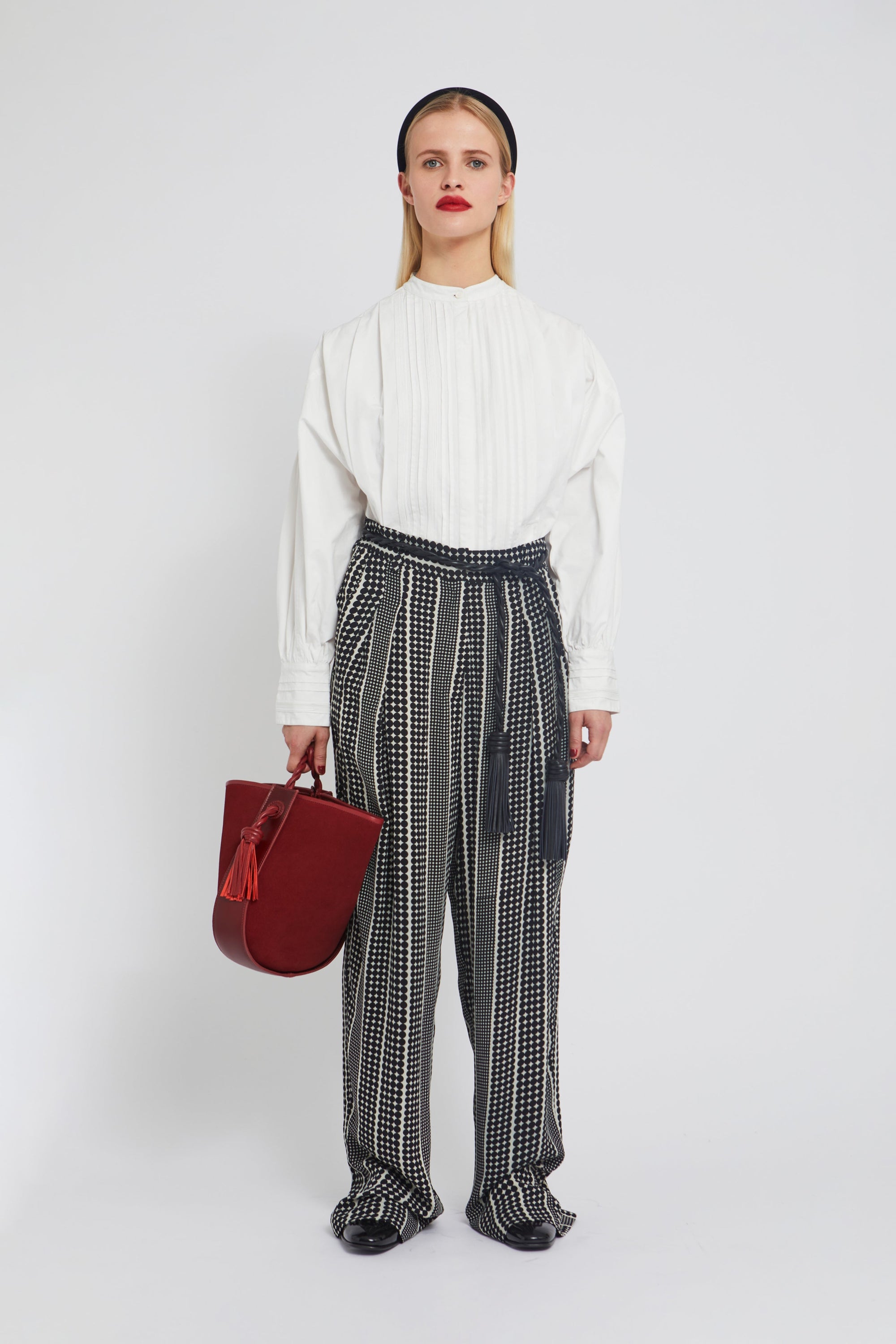 ZNOSTOCK_WHITE SHIRT BESS - White