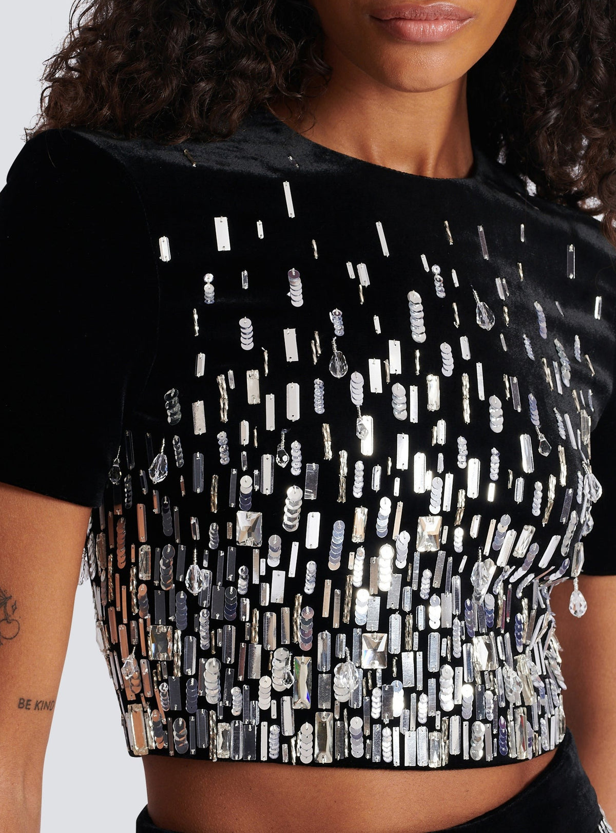 Embroidered cropped top - Black & Crystal