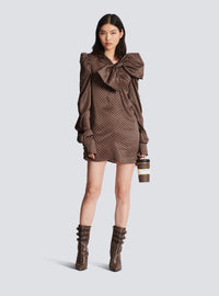 Robe courte à maxi nœud et imprimé mini monogramme - Marron & Marron Foncé