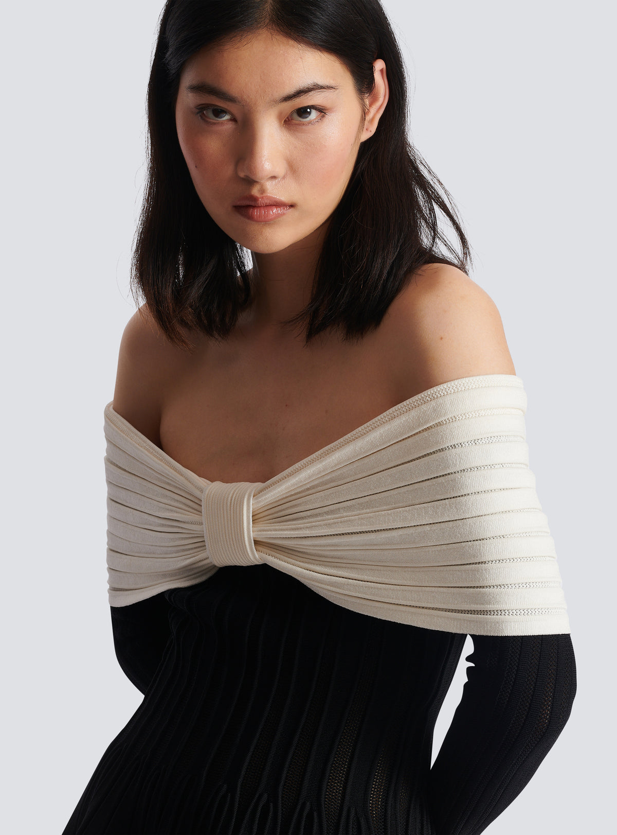 Robe patineuse épaules dénudées en maille texturée - Noir & Naturel