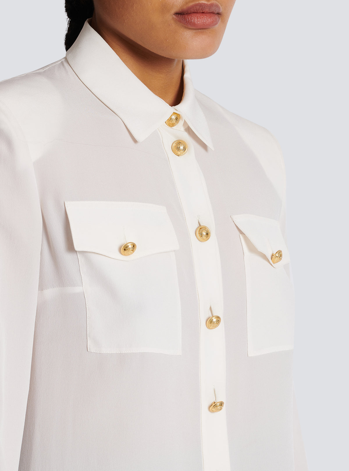 Chemise en crêpe à boutons dorés - Blanc
