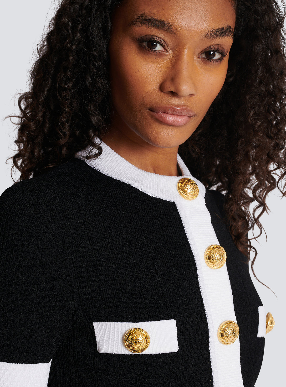 Cardigan en maille à boutons - Noir & Blanc