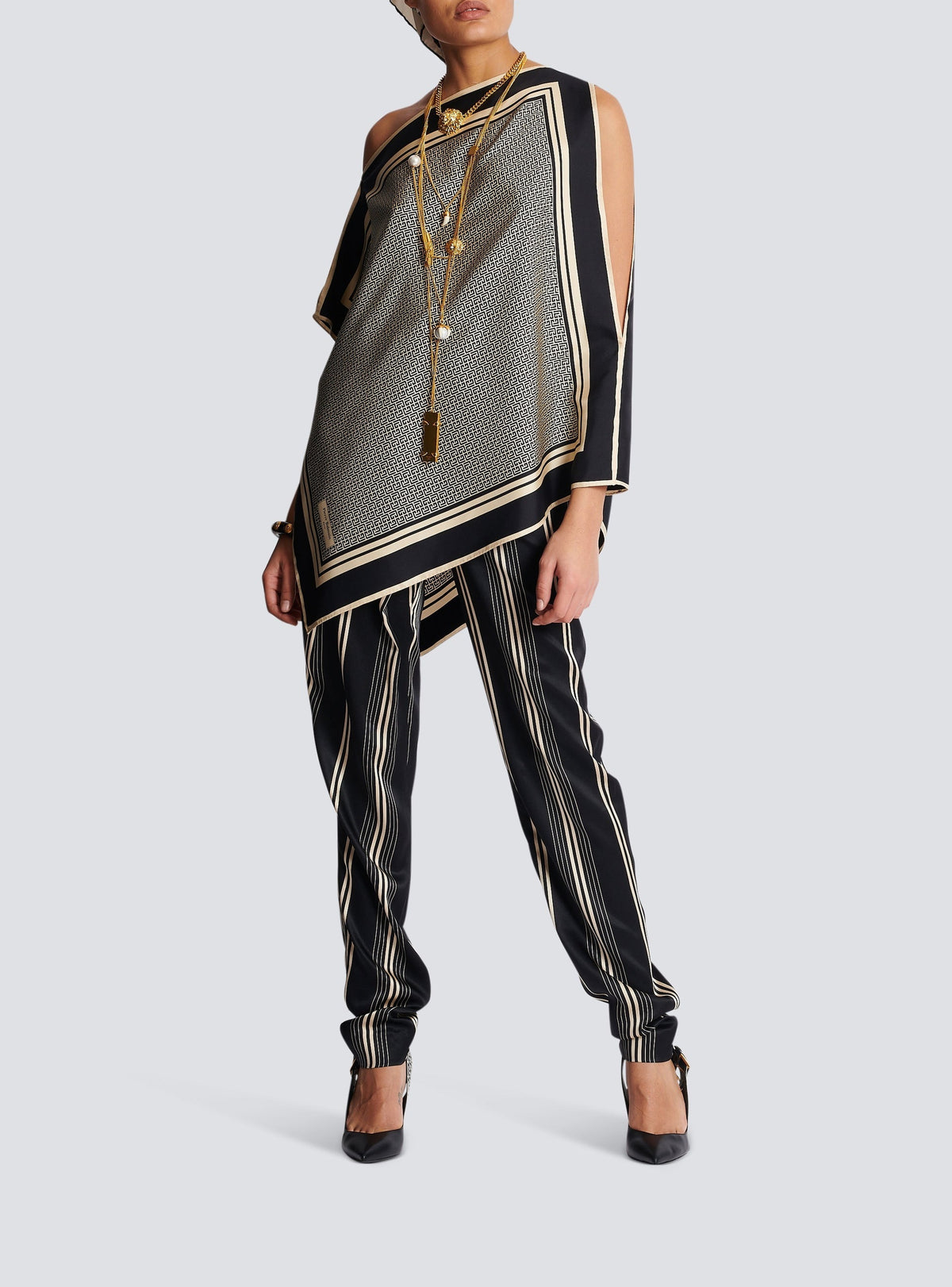 Pantalon drappé asymétrique en soie - Noir & Ivoire