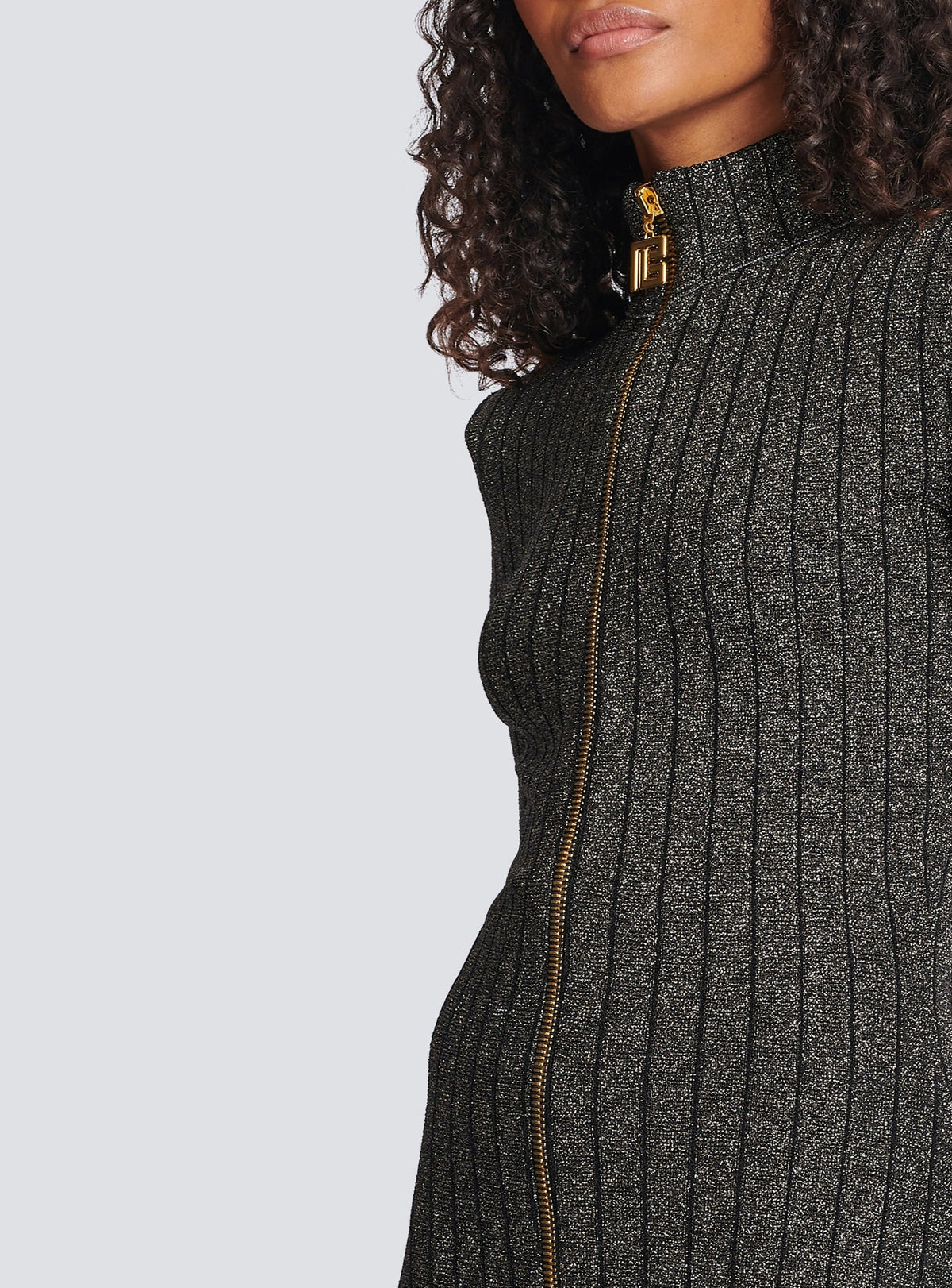 Robe courte zippée en maille - Noir & Or
