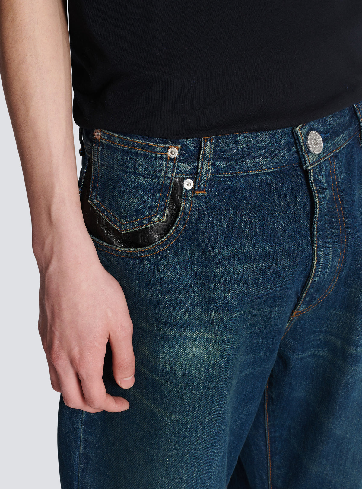 Jean droit avec poches en cuir - Bleu Jean Brut & Noir