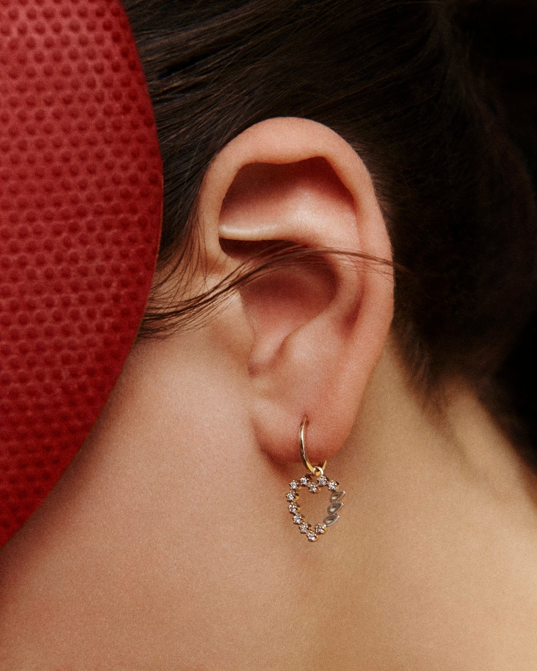 Mono boucle d'oreille en or jaune - Labradorite & Émeraude