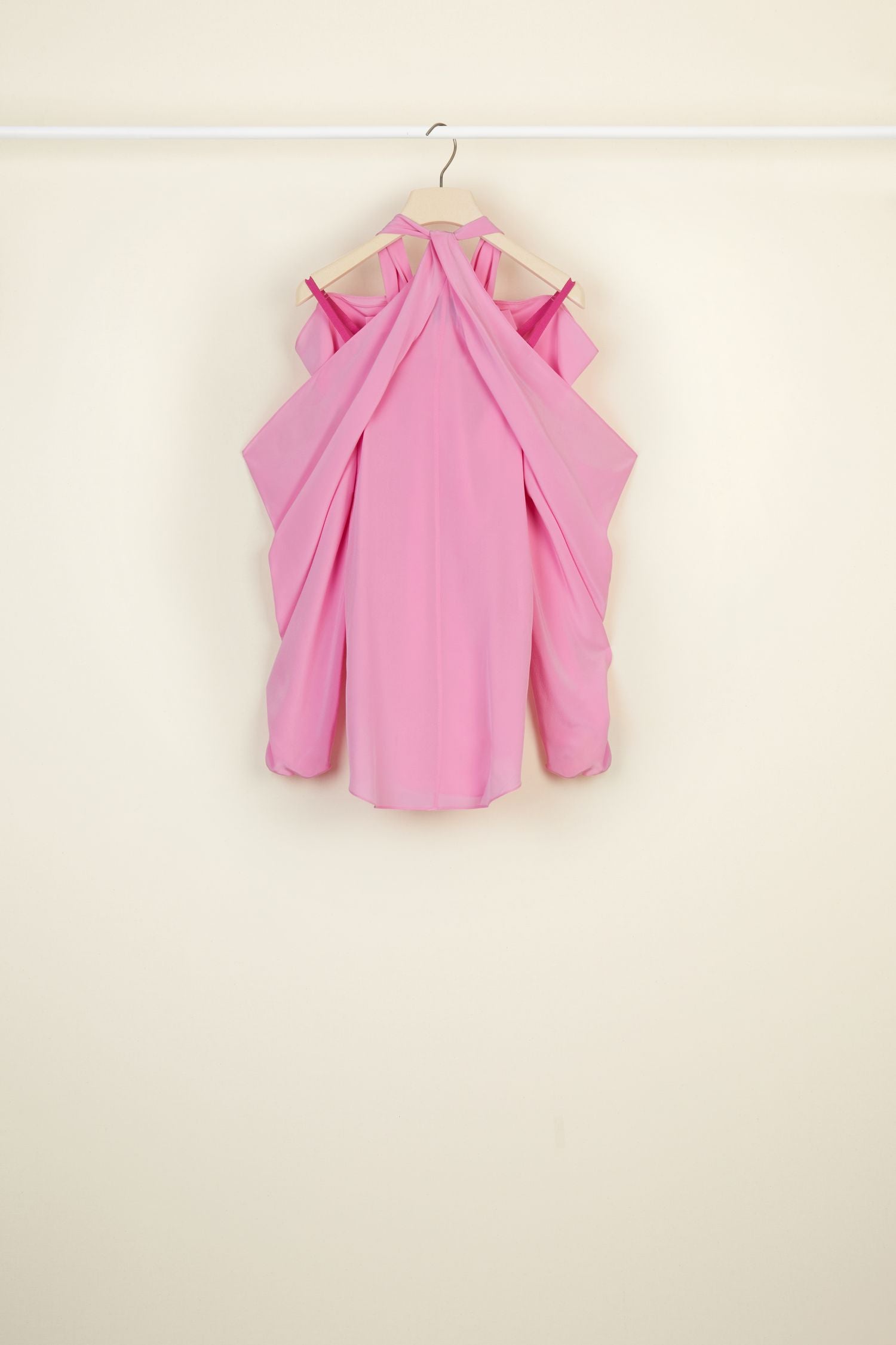Blouse en soie à épaules dénudées - Pivoine